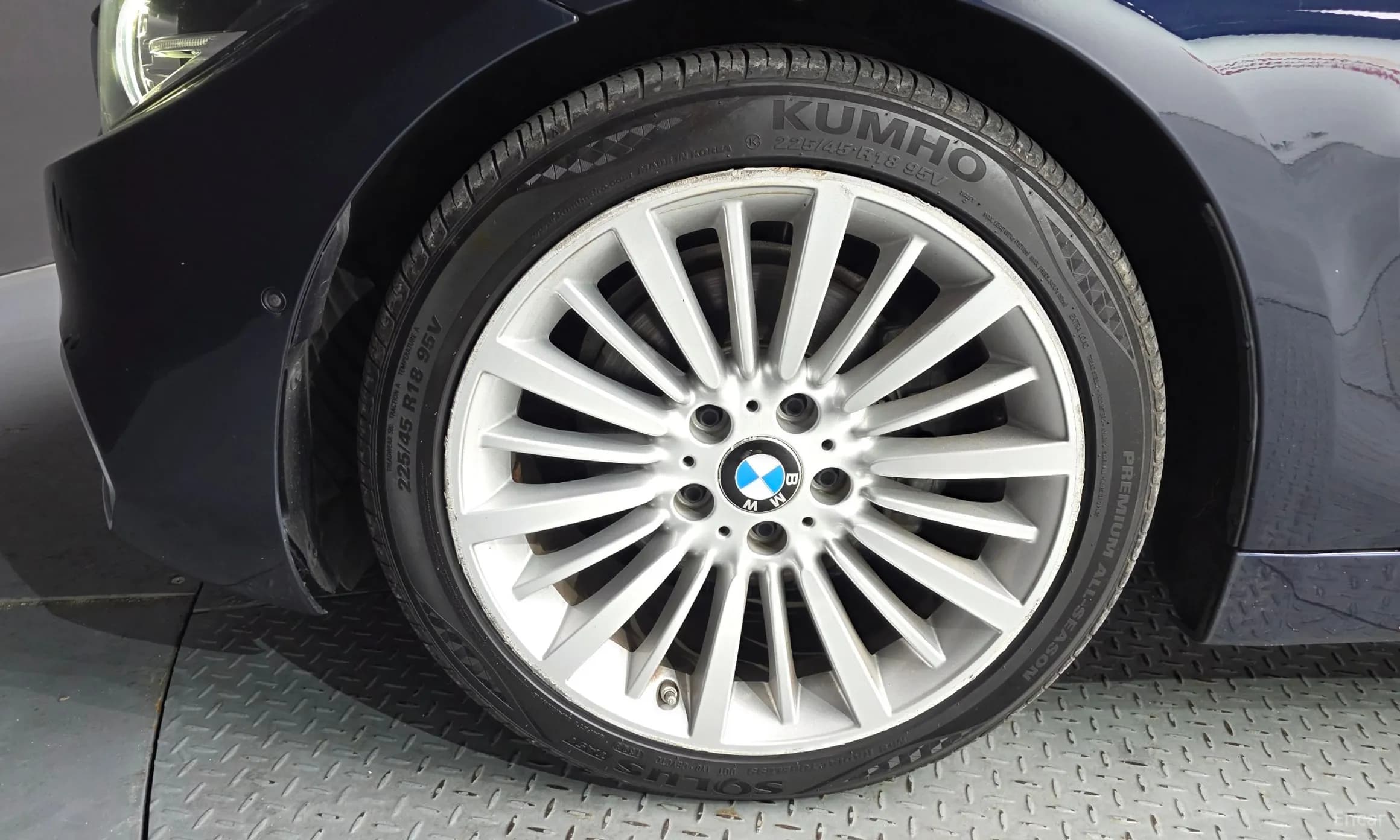 Series 4 (F32)