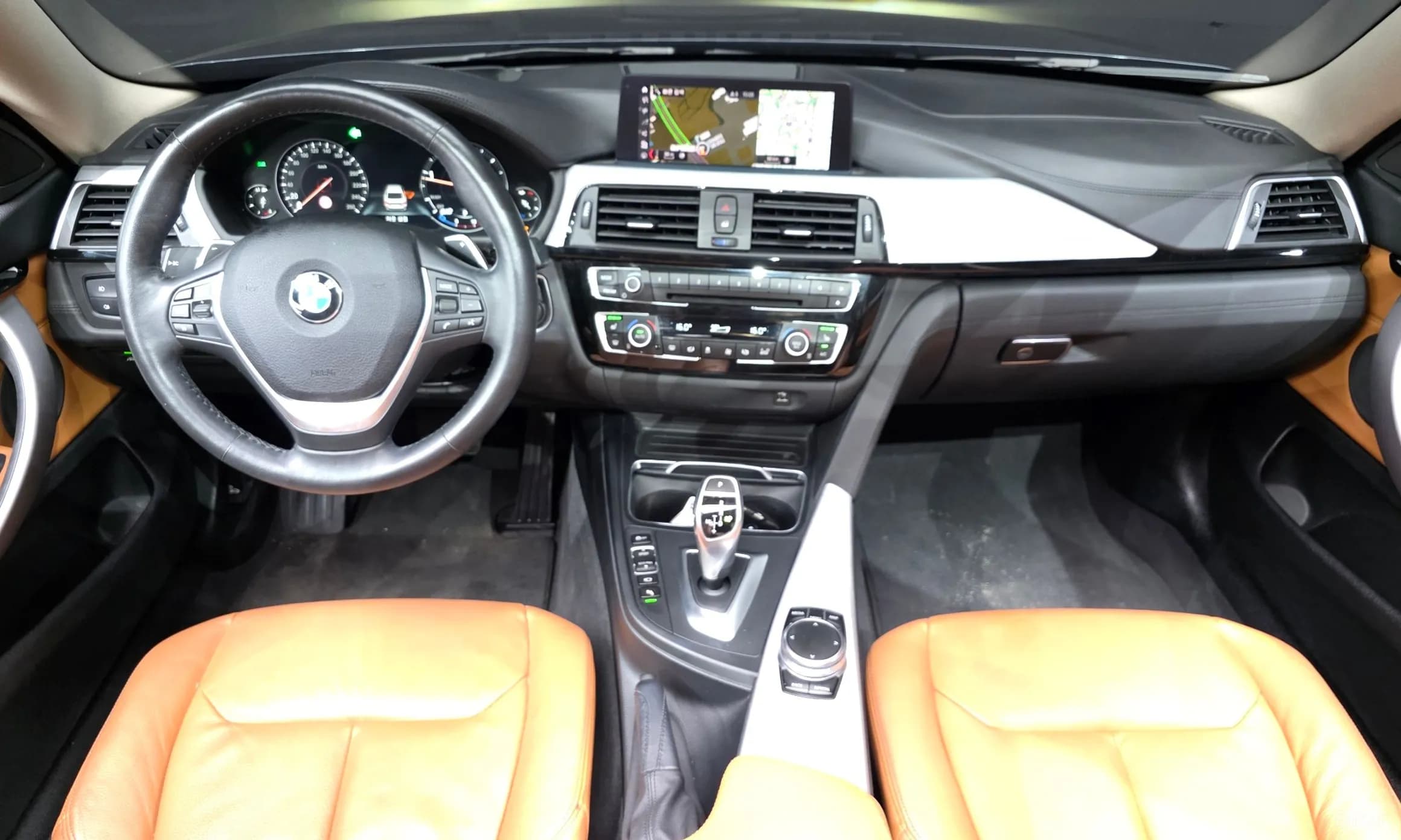 Series 4 (F32)