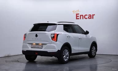 Berry New Tivoli