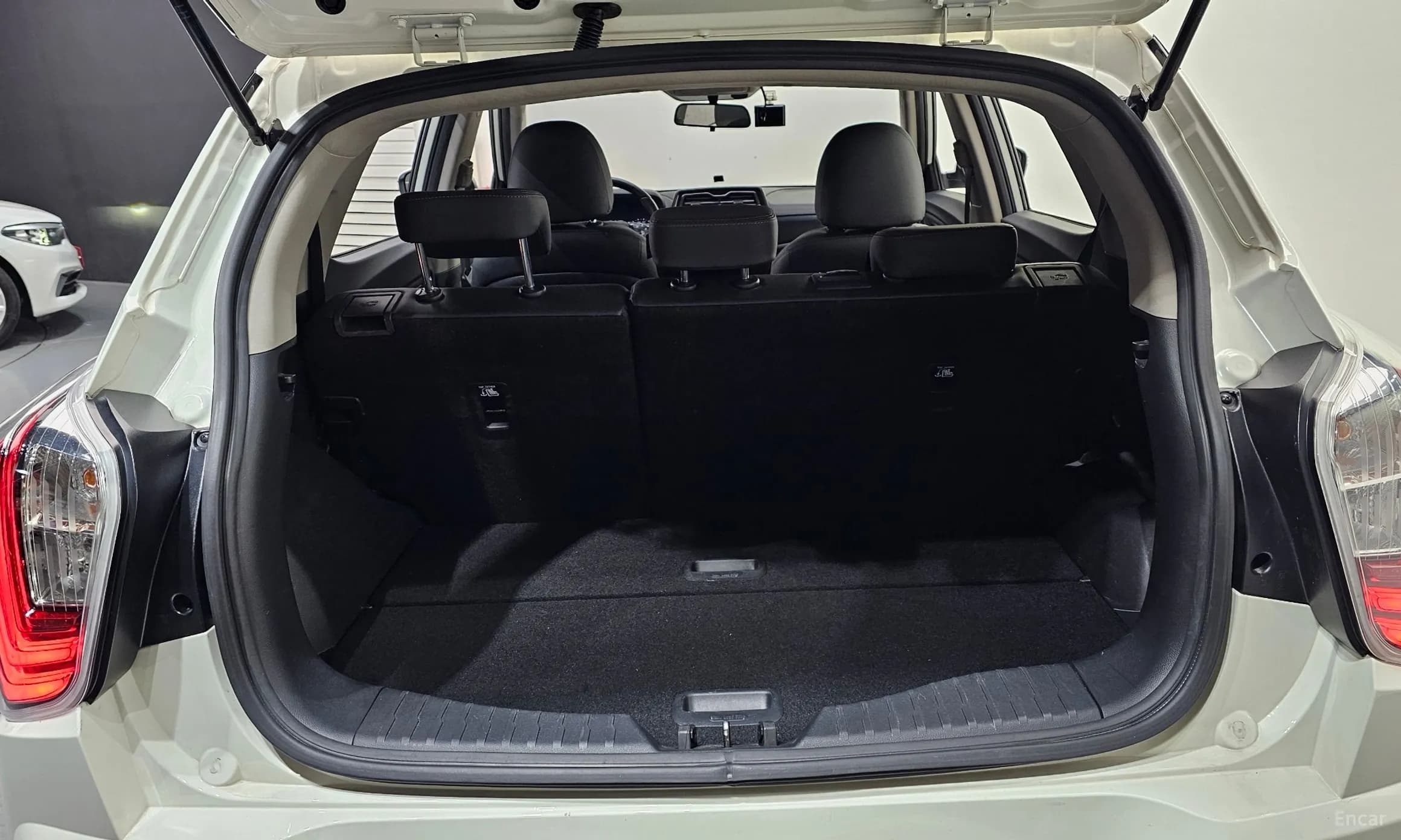 Berry New Tivoli
