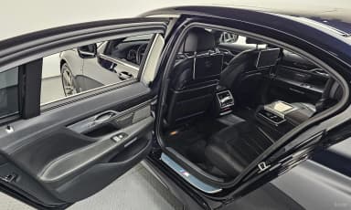 7 Series (G11)