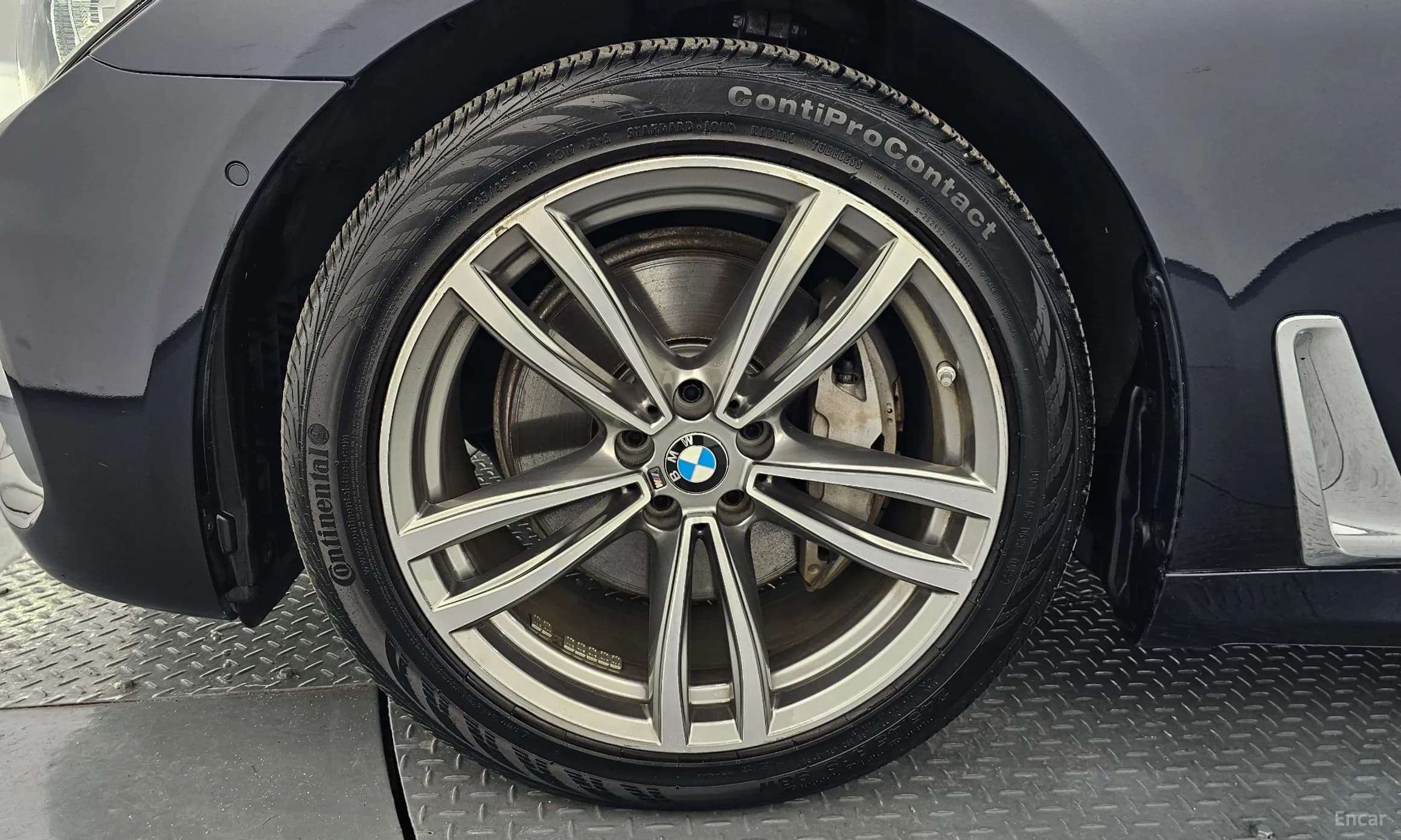 7 Series (G11)