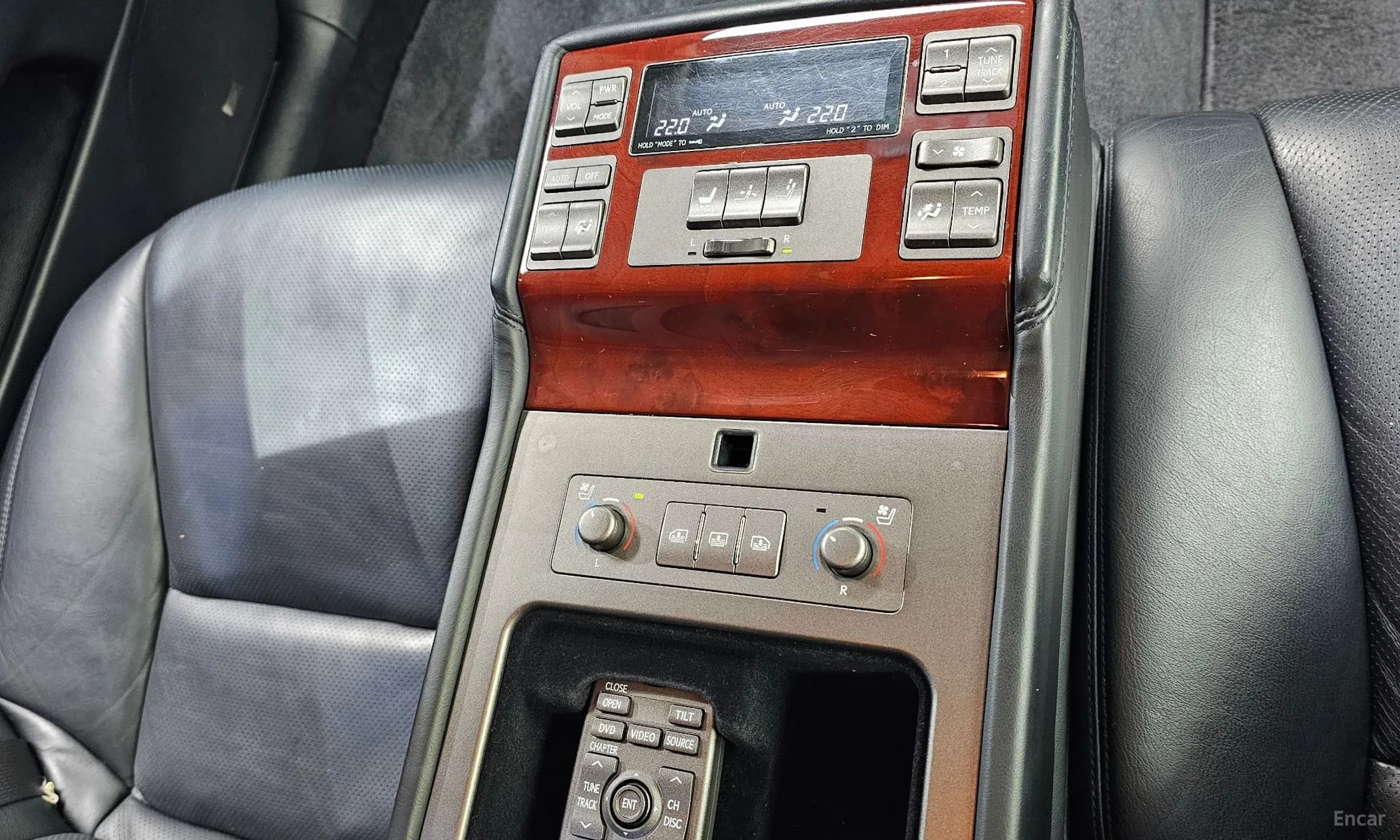LS600hL