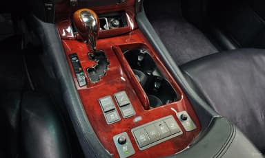 LS600hL