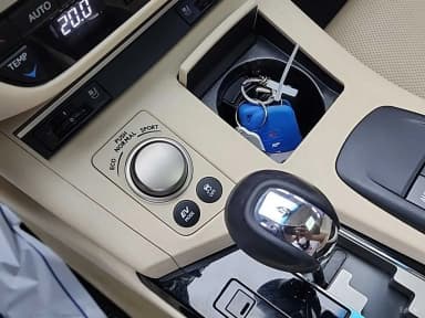 New ES300h