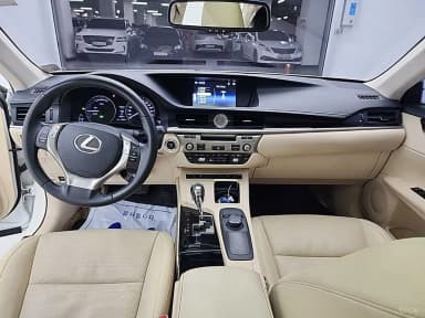 New ES300h