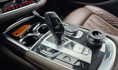 7 Series (G11)