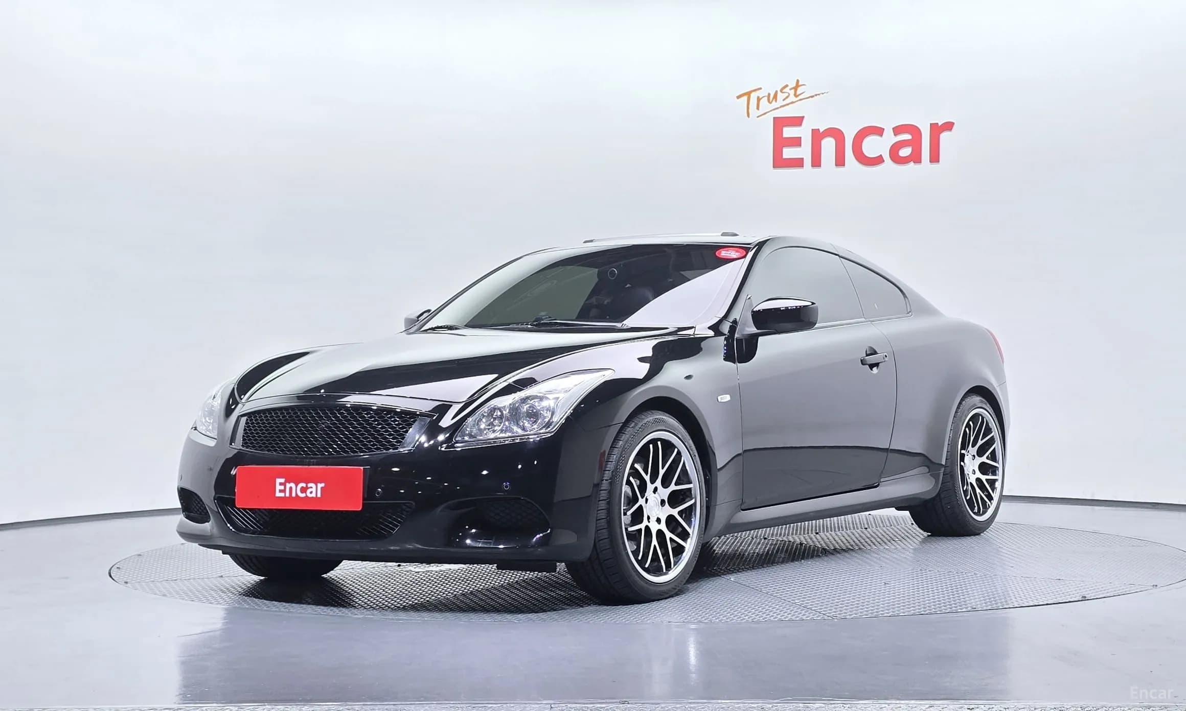 G37