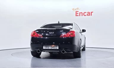 G37