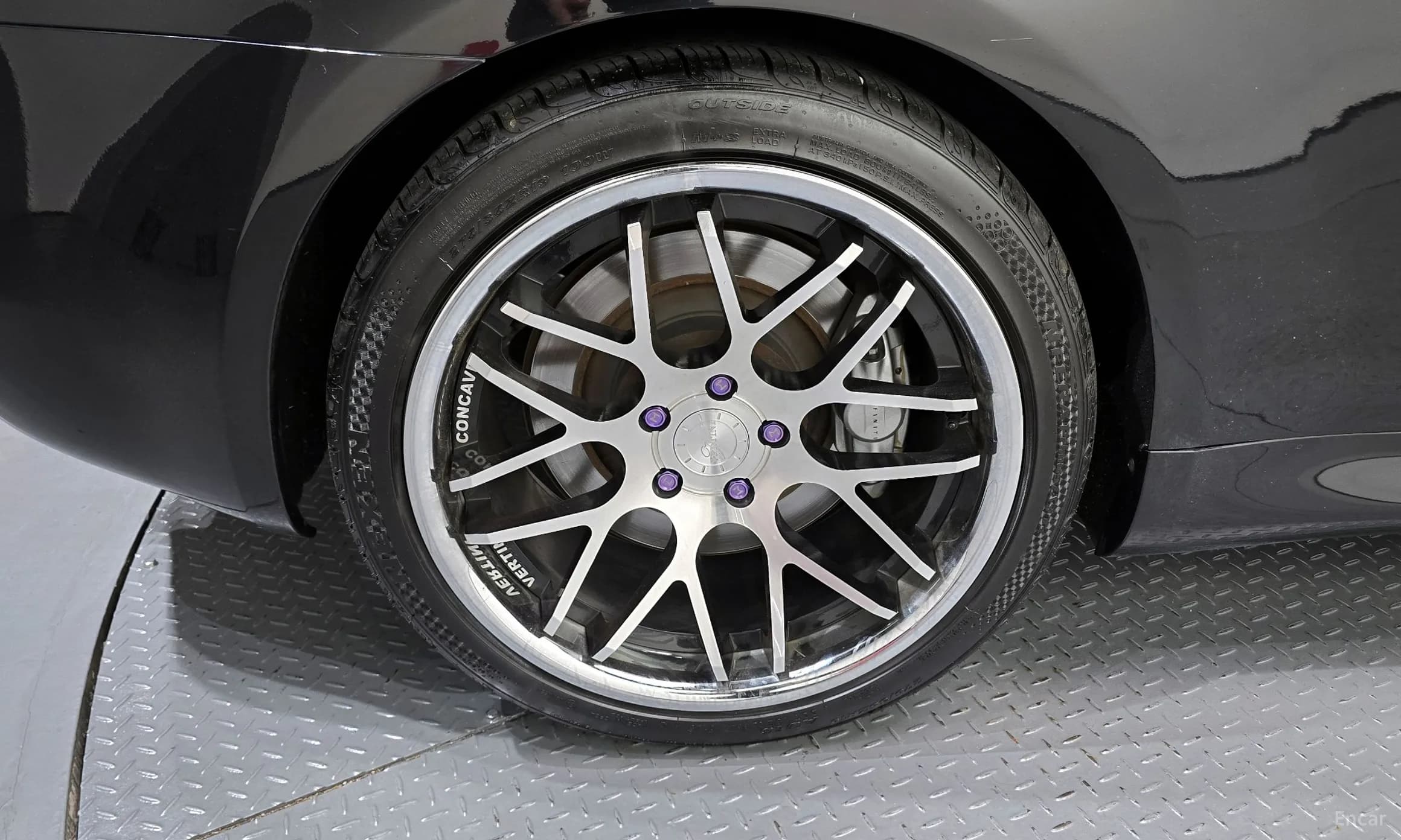 G37