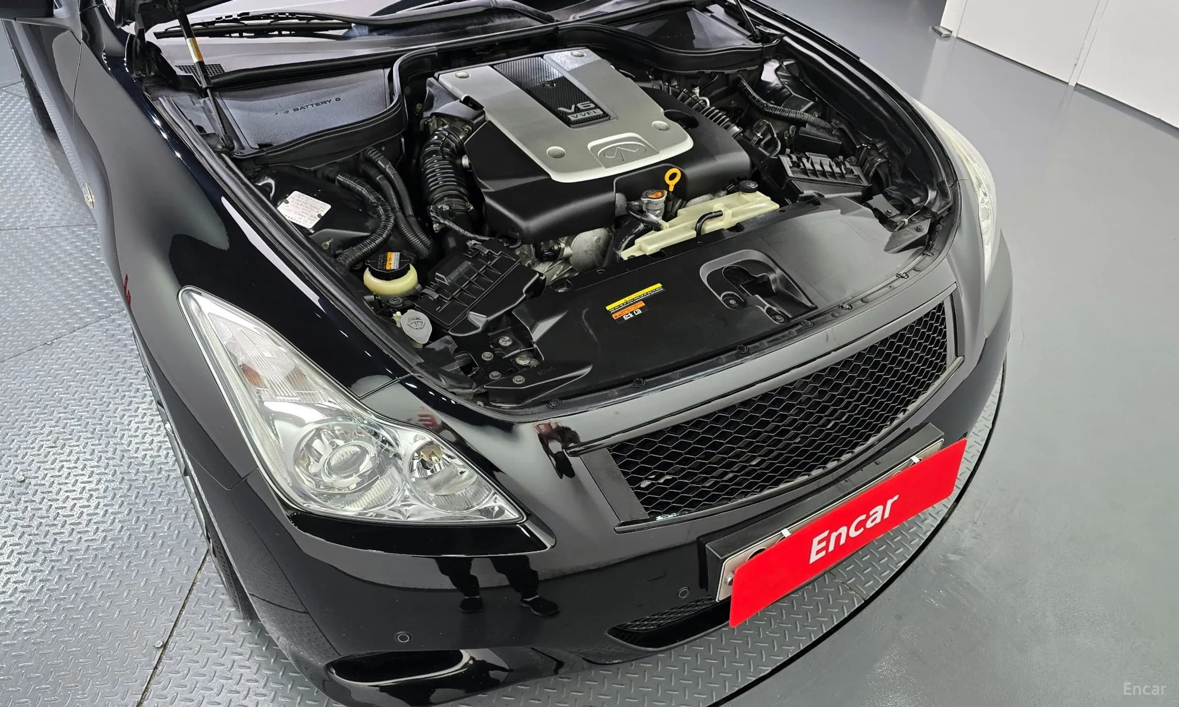 G37