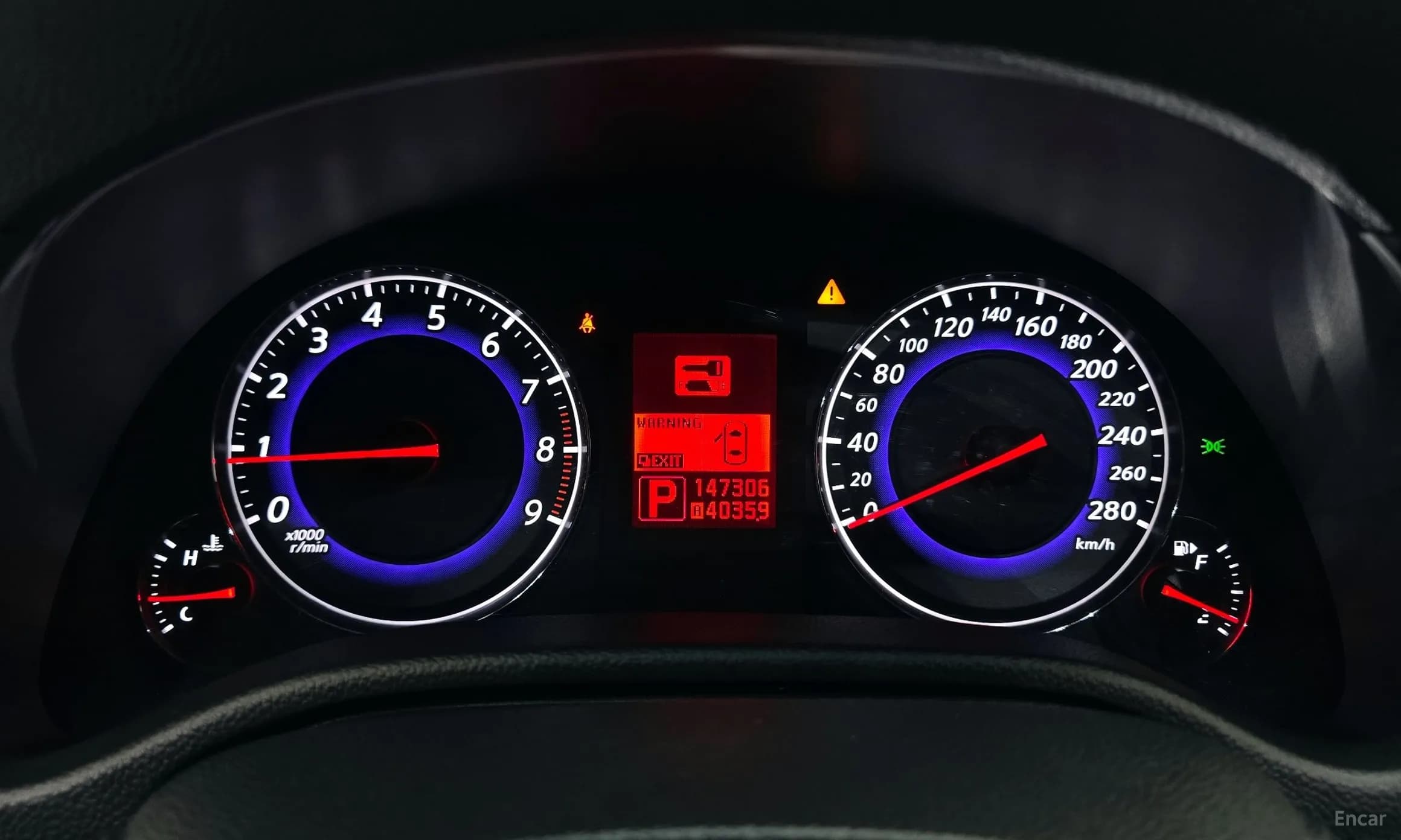 G37