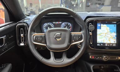 XC40