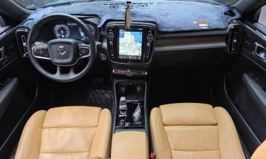 XC40