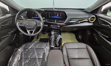 Trax Crossover