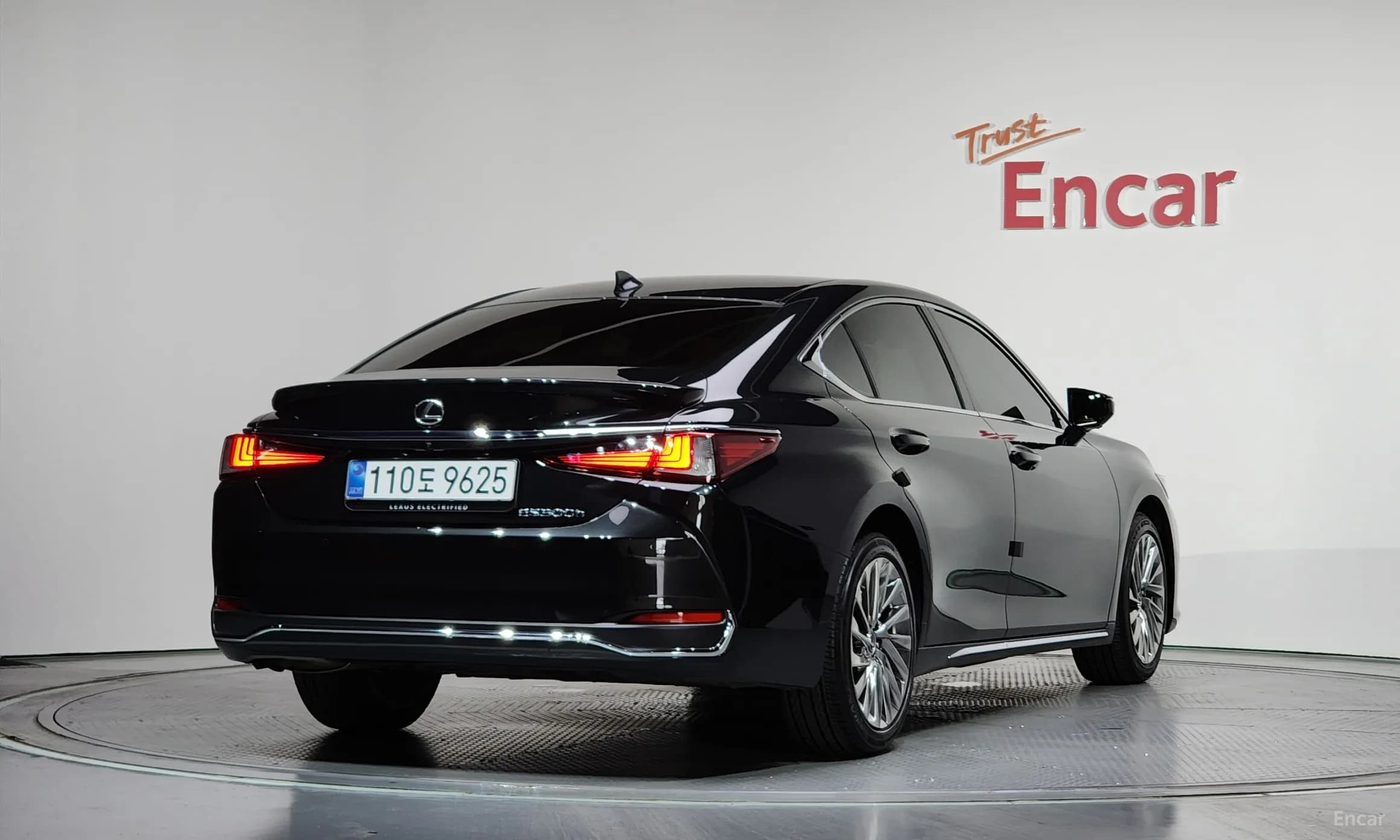 ES300h 7th Generation