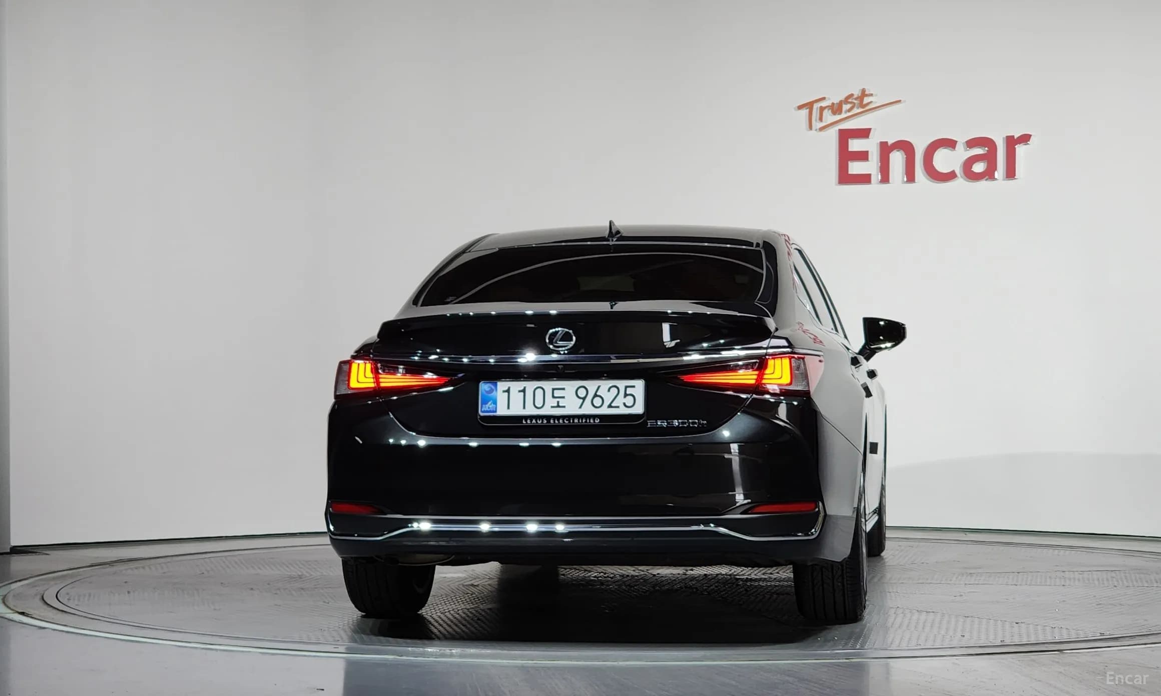 ES300h 7th Generation