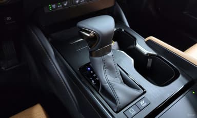 ES300h 7th Generation