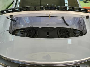 911 (992)