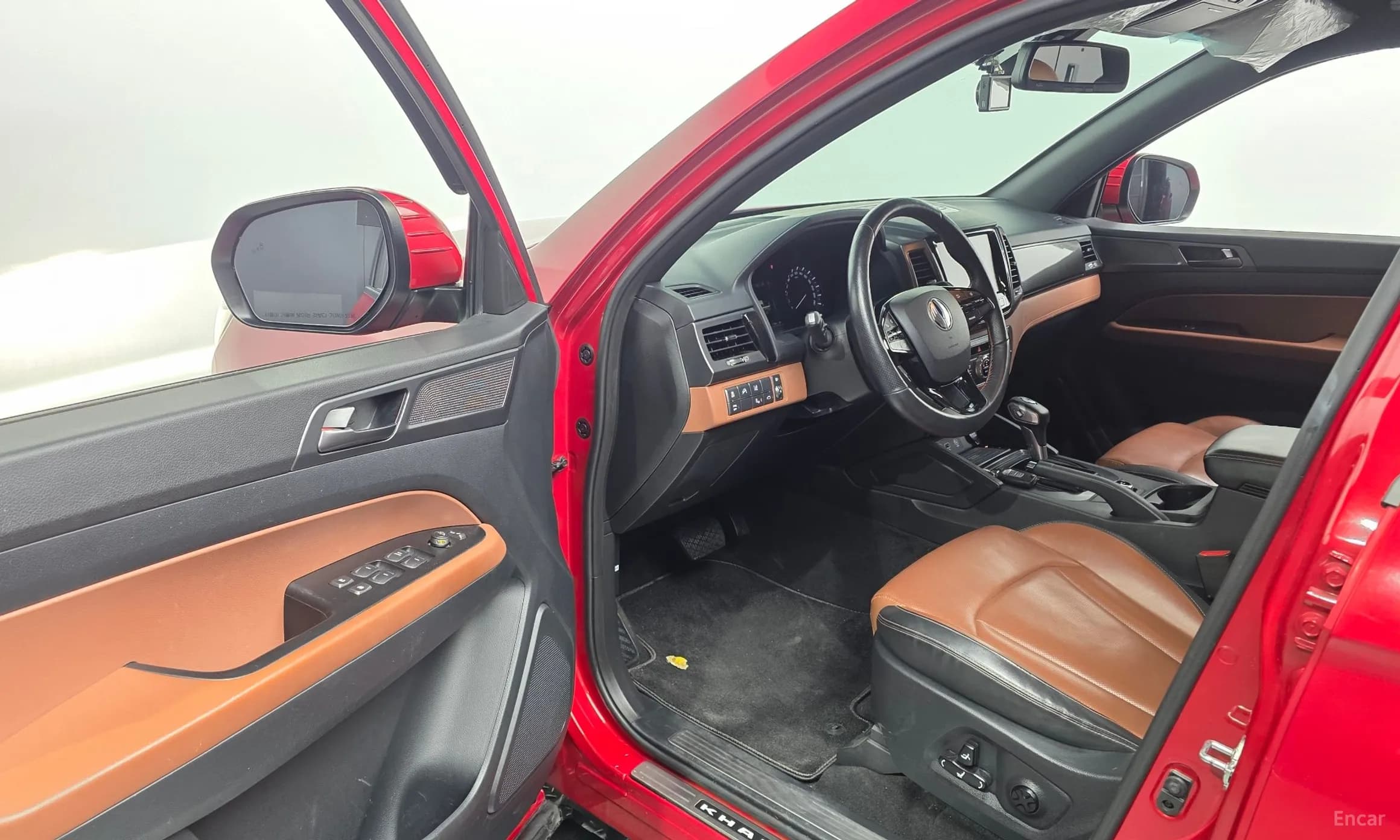 Rexton Sports Khan