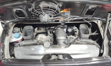910