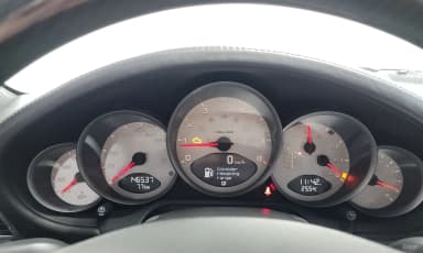 910