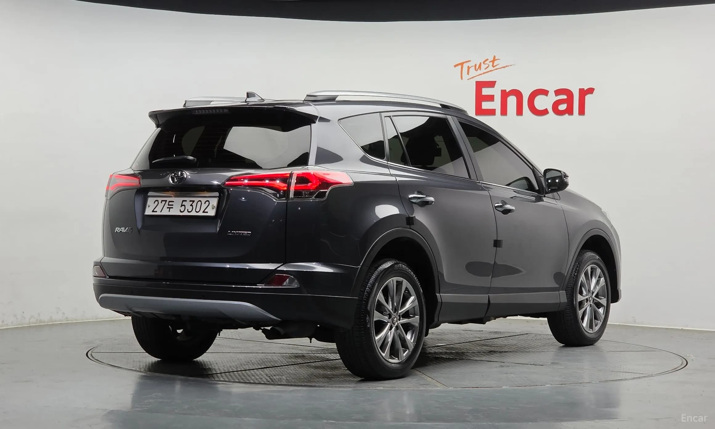 RAV4