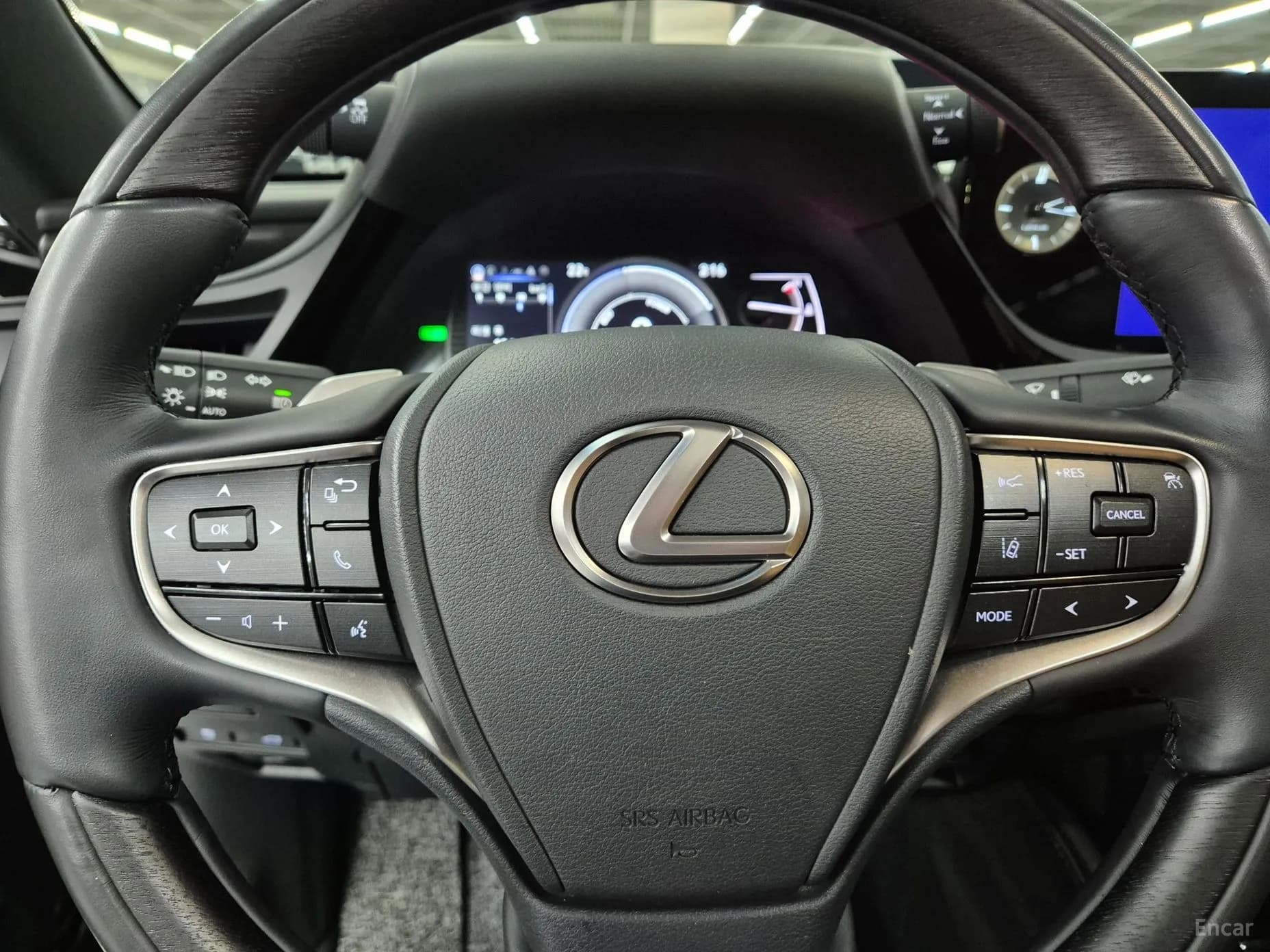 ES300h 7th Generation
