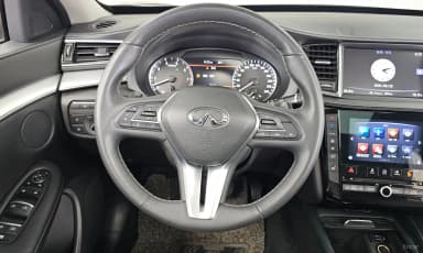 QX50 (P71A)