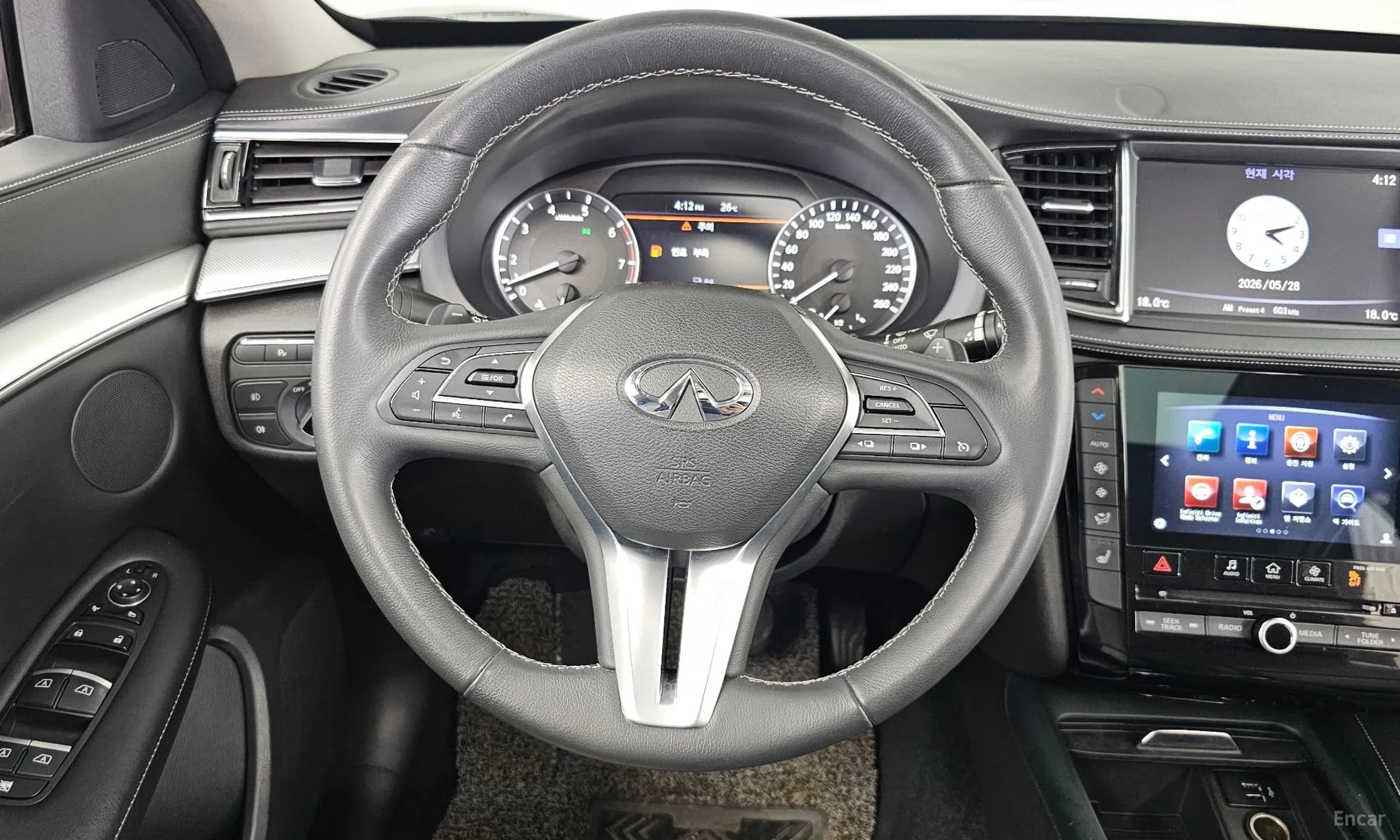 QX50 (P71A)