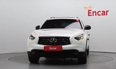 QX70