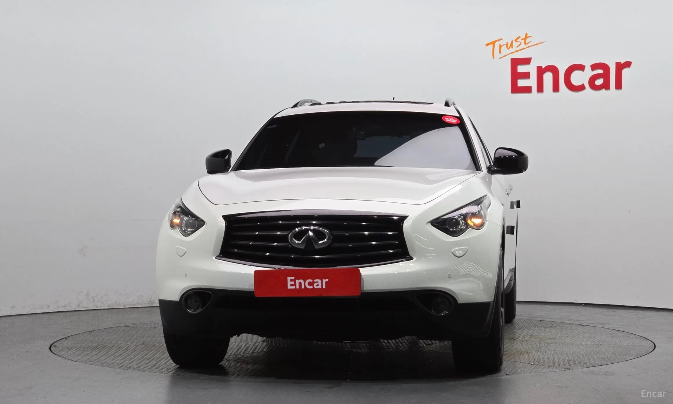 QX70