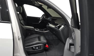 X5 (G05)