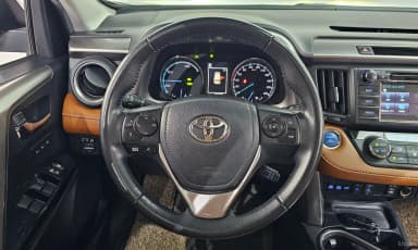 RAV4