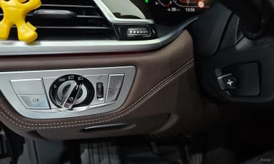 7 Series (G11)