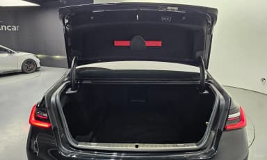 7 Series (G11)