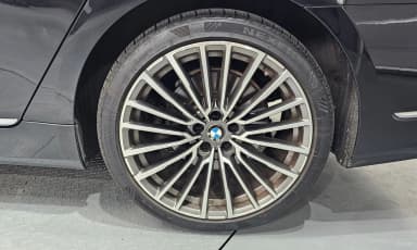 7 Series (G11)