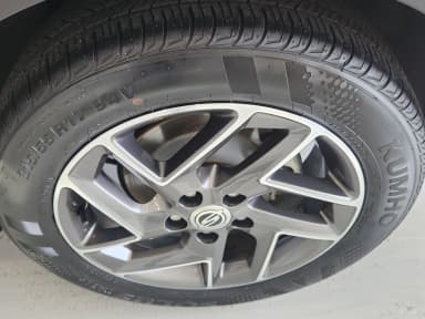 Berry New Tivoli