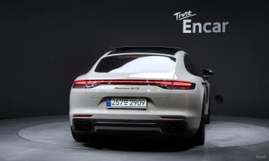 Panamera (971)