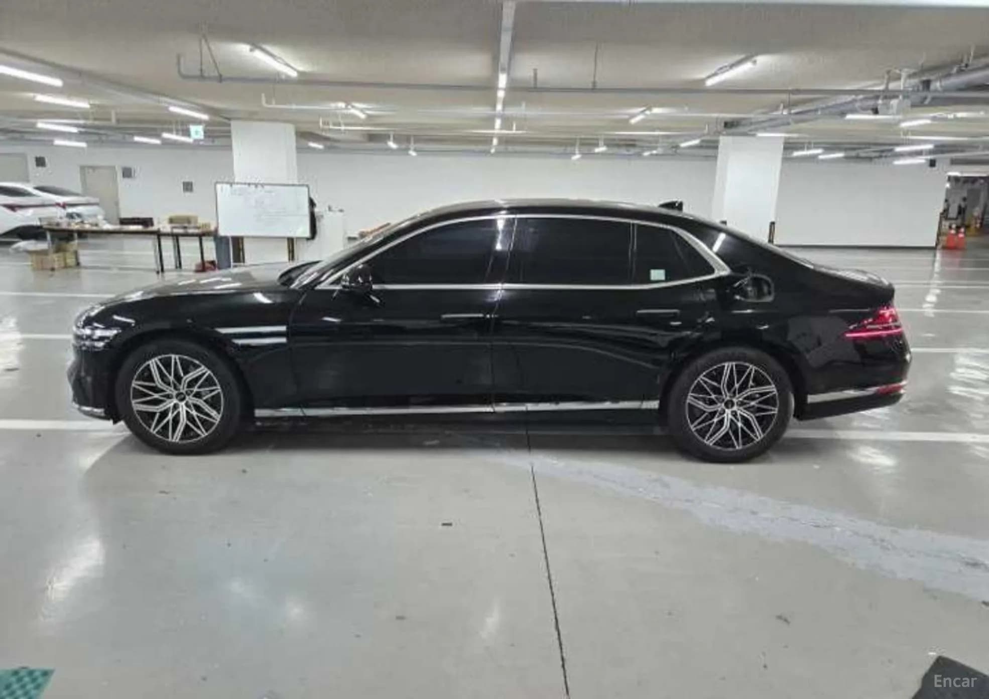 G90 (RS4)
