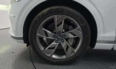 Electrified GV70