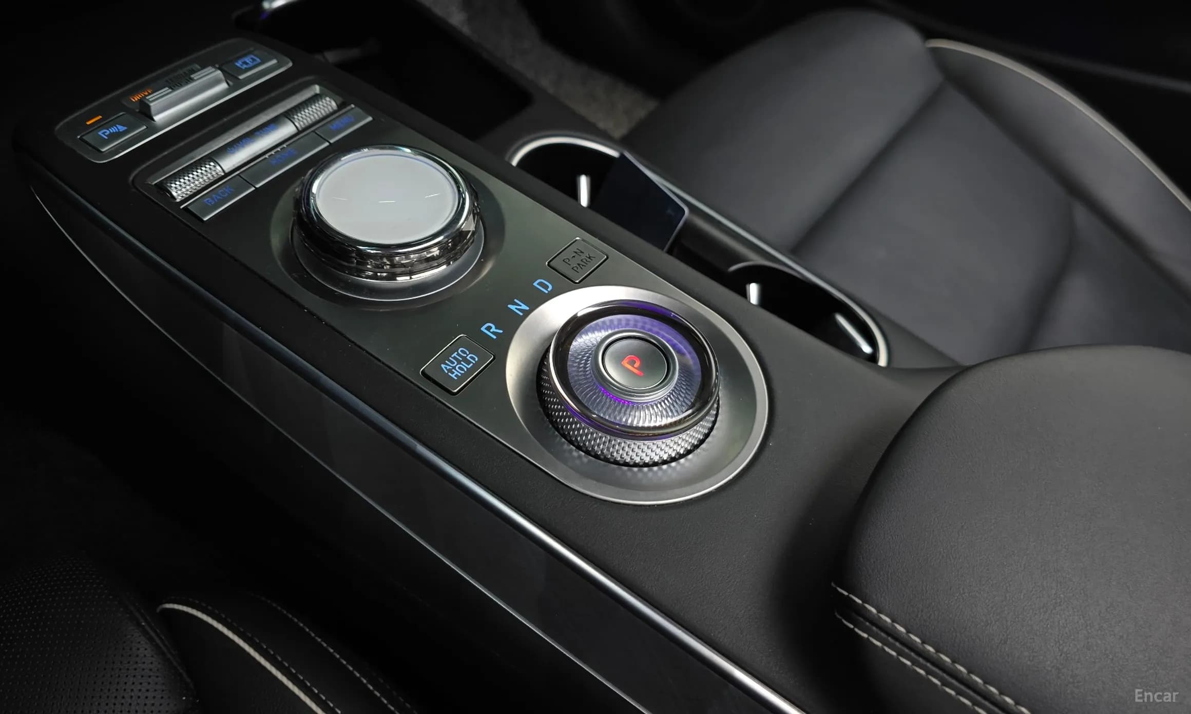 Electrified GV70