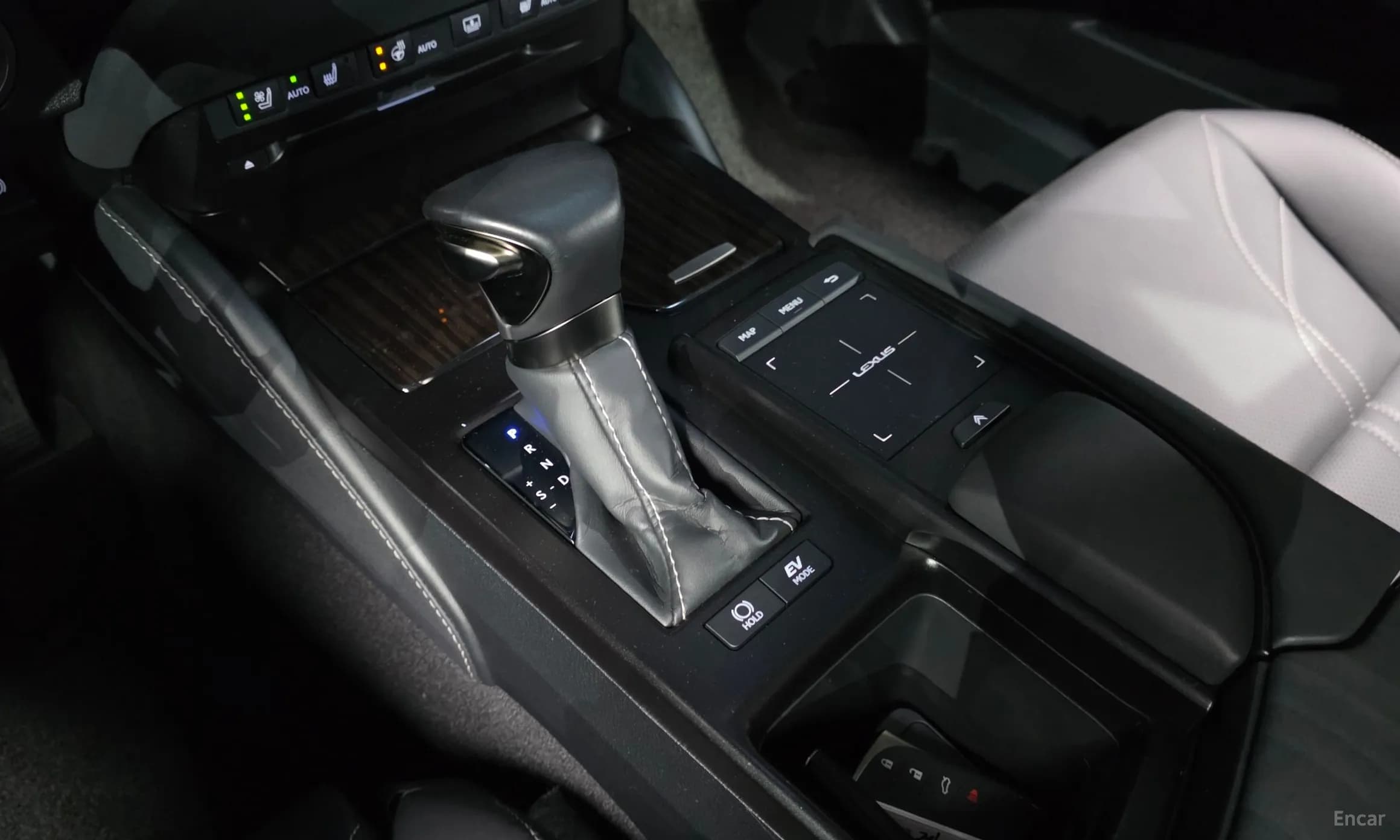 ES300h 7th Generation