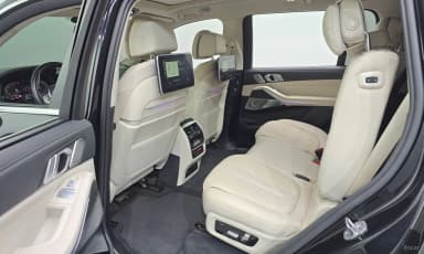 X7 (G07)