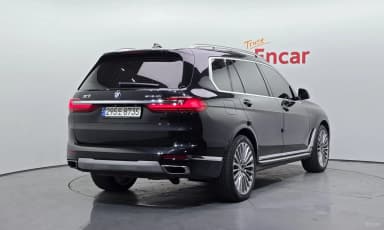 X7 (G07)