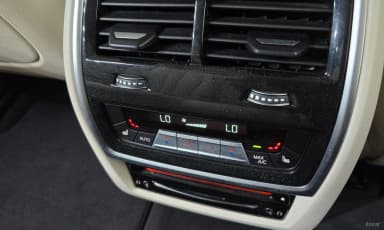 X7 (G07)