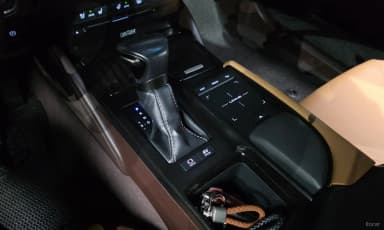 ES300h 7th Generation