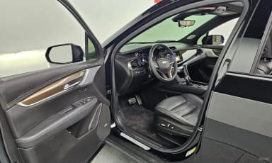 XT6