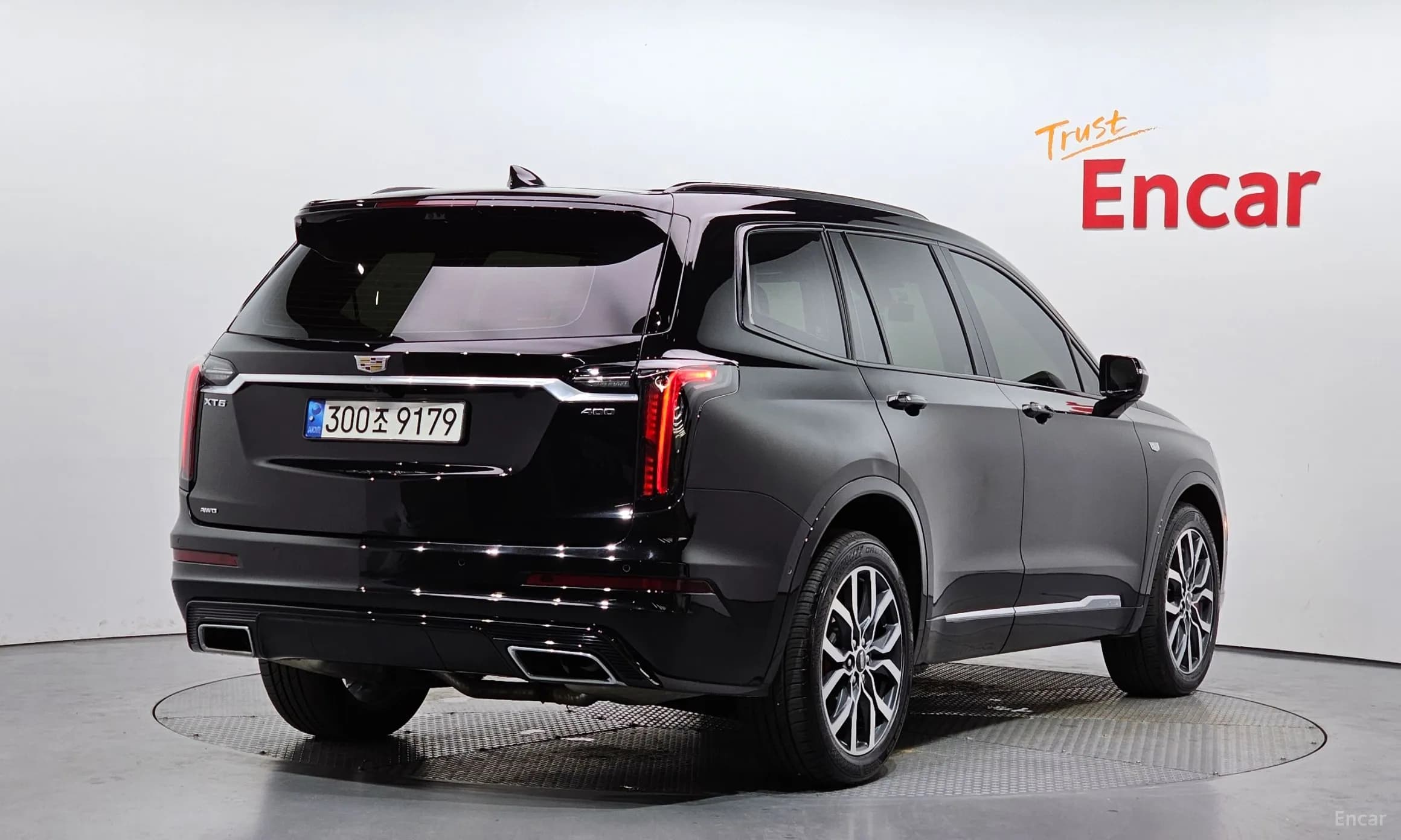 XT6