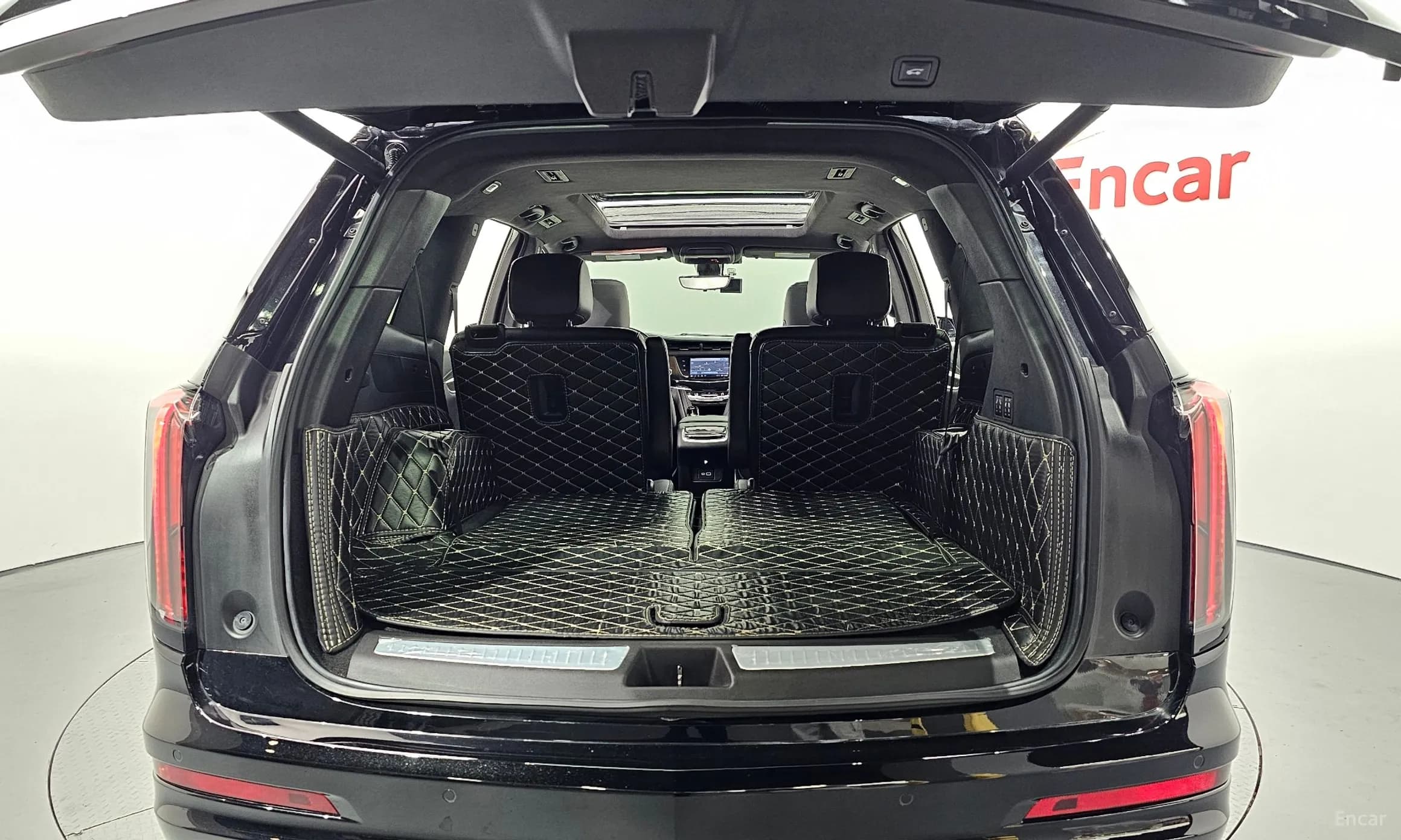 XT6